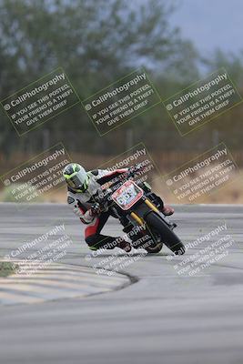 media/Sep-21-2025-Race Pace (Sun) [[98bf33ef95]]/Non Verified/4-Turn 3 (910am)/